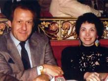 WHE /poker star beau Jay Heimowitz; w/new 5K diamond ring
